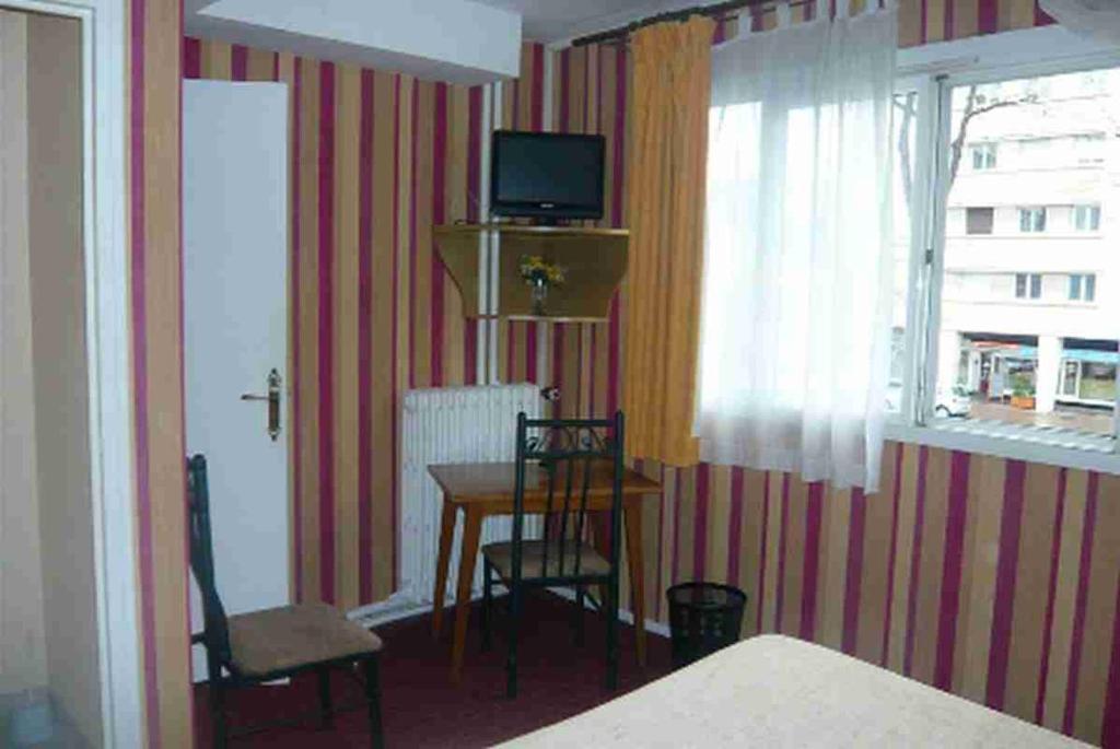 Central Hotel Caen Room photo